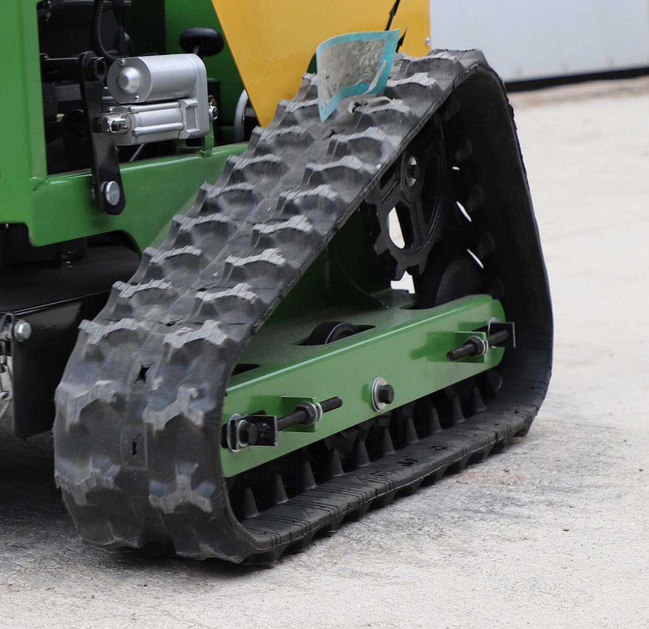 Desbrozadora con control remoto