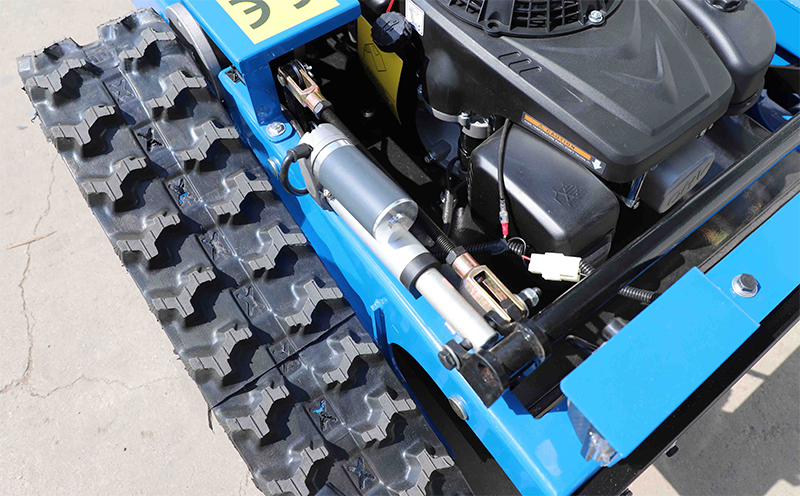 Cortadora de césped autopropulsada.jpg