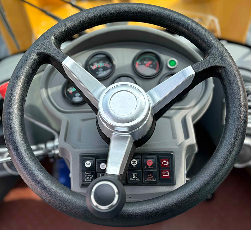 Cargador de construcción.jpg Cargador de construcción.jpg