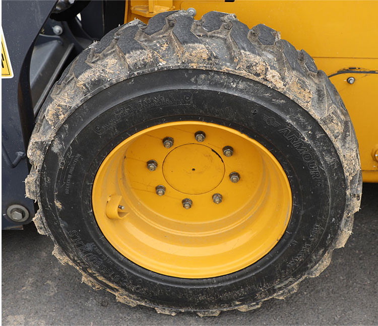 Cargadora compacta de dirección deslizante Cargadora compacta de dirección deslizante